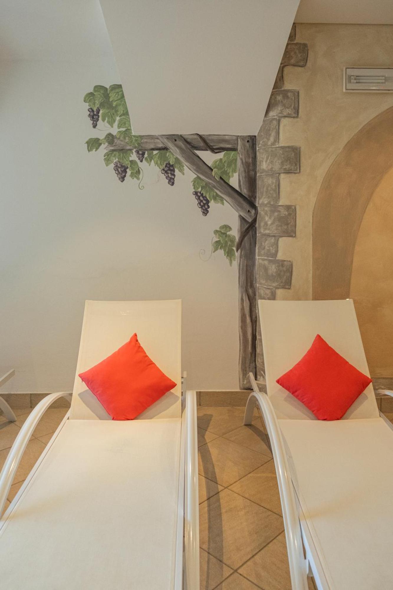 Badl - Adults Only Soft 4* Caldaro
